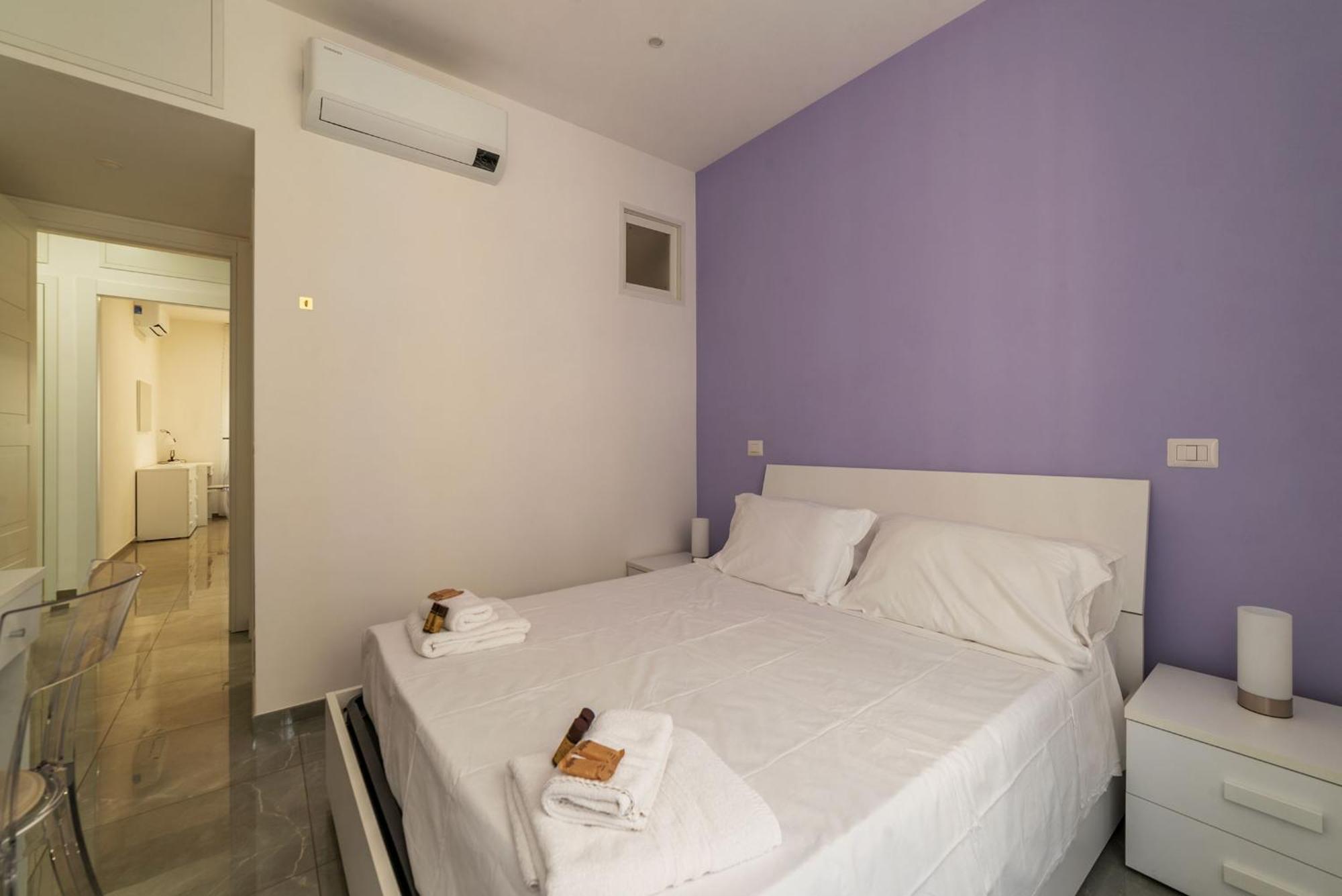 Appartamento Joivy Delightful 3-bed Flat With Balcony *